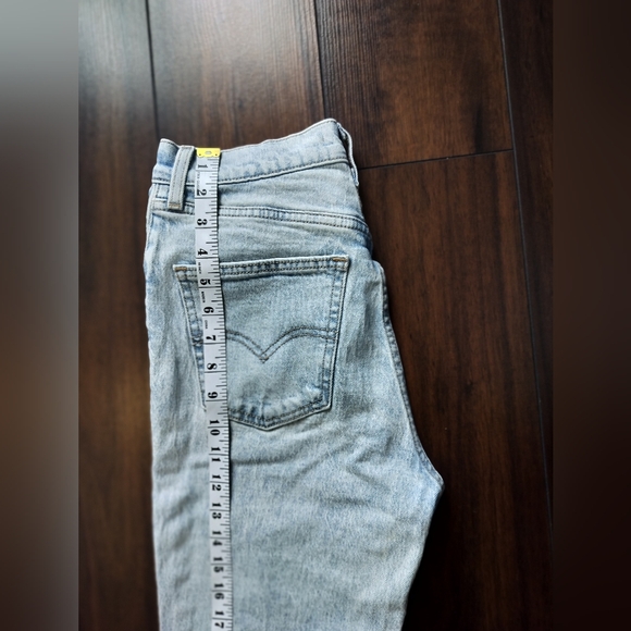 Levi's 70's High Rise Straight Jeans | Size 25 - Picture 16 of 16